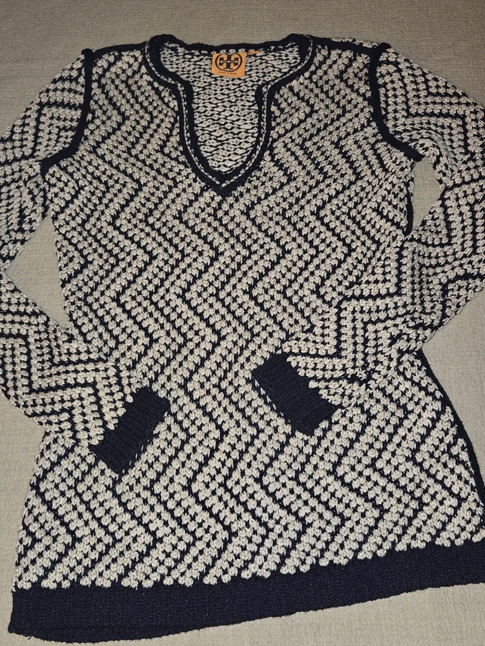 Tory Burch Navy & Cream Chevron Knit Sweater Tunic Size Small